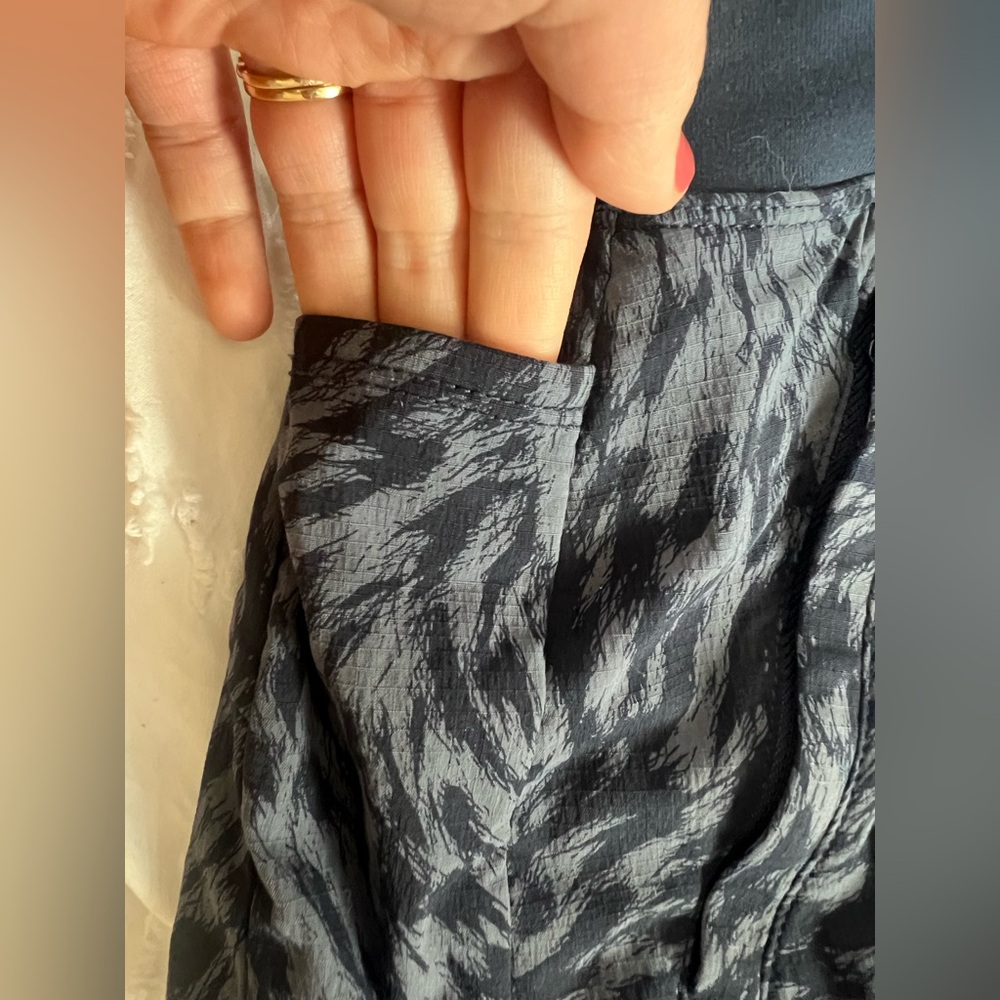 Athleta Trekkie North Printed Blue Shorts - Picture 7 of 9